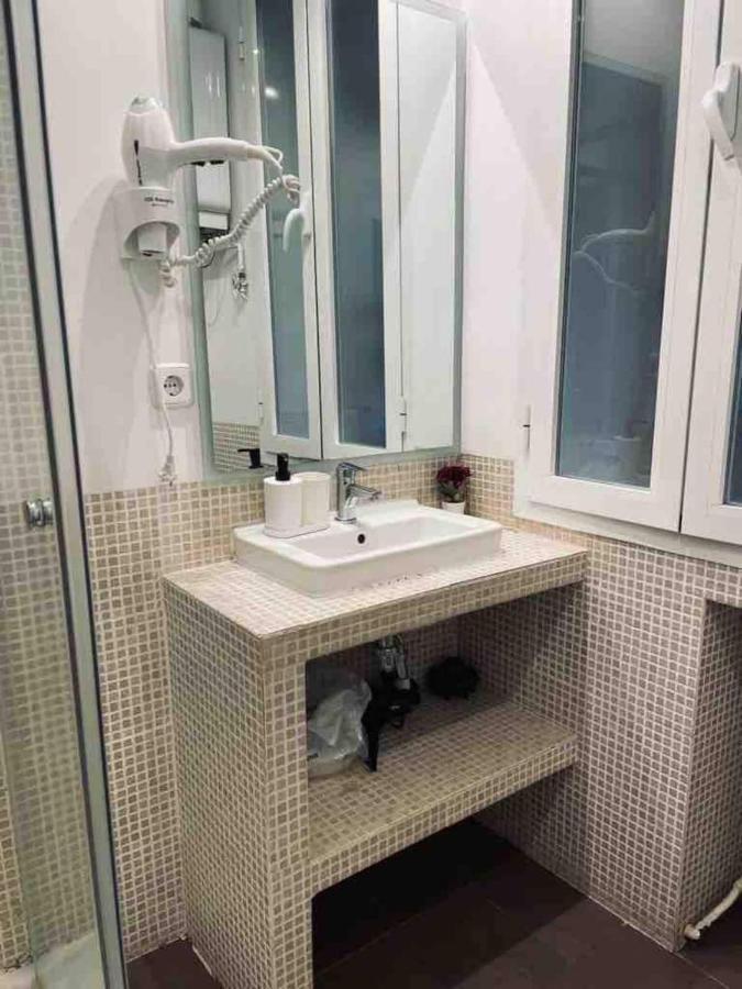 Excelente Piso De 3 Habitaciones En La Latina Madrid Exterior foto