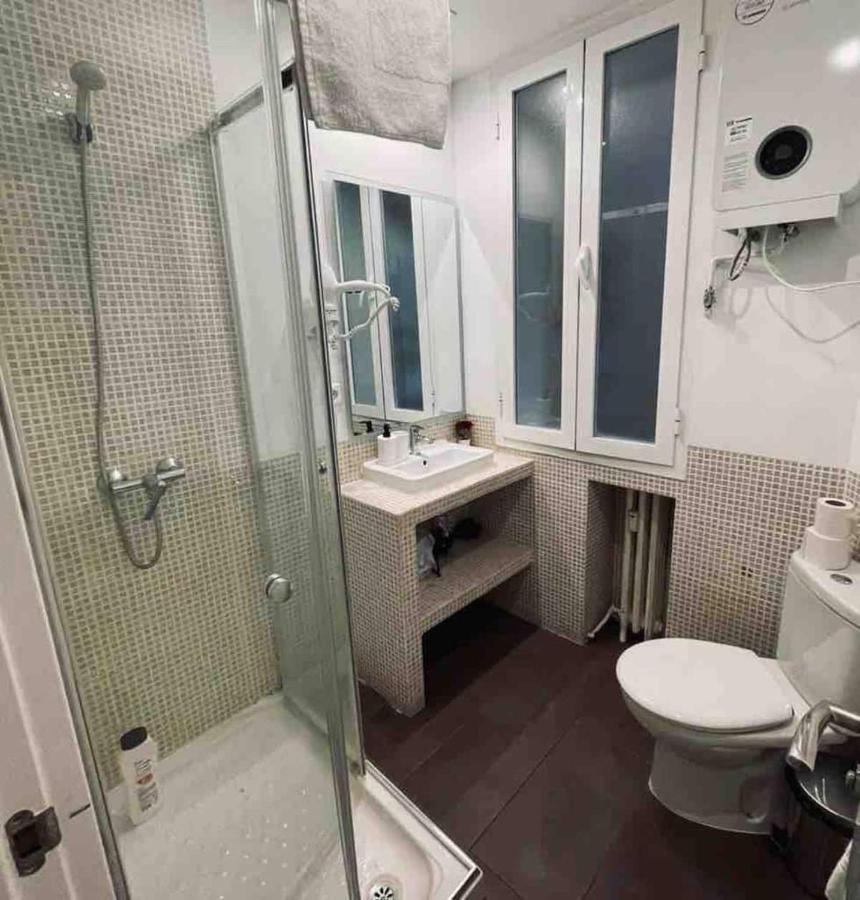 Excelente Piso De 3 Habitaciones En La Latina Madrid Exterior foto